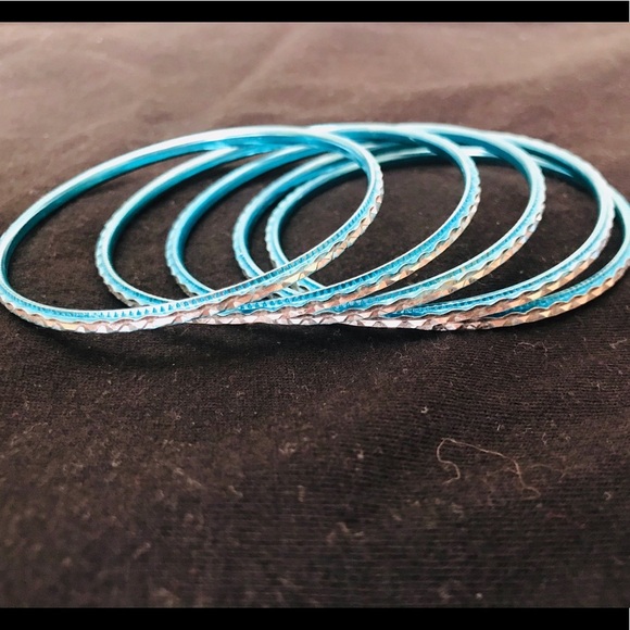 Colorful bangles set of 18 - Picture 5 of 8